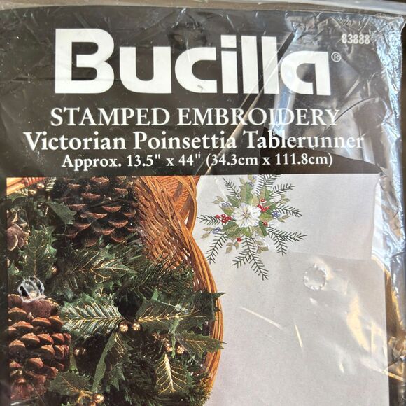 BUCILLA Vintage Stamped Embroidery Victorian Poinsettia Table Runner 13.5"x 44" - Picture 3 of 6